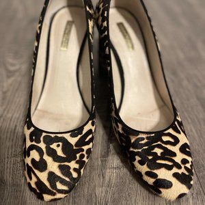 Louise et Cie Animal Print Block Pump | Size 9.5